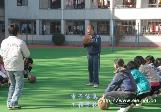 杨成老师的体育观摩课