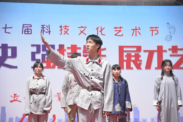 ݽ硶ʫС
